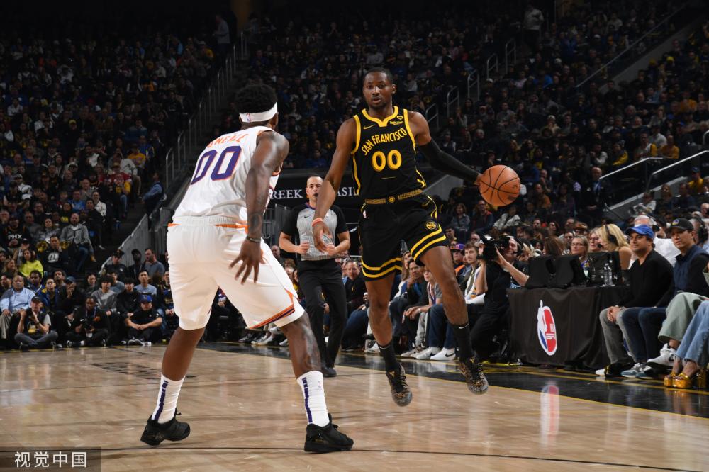 寻找空档传 寻找空档传