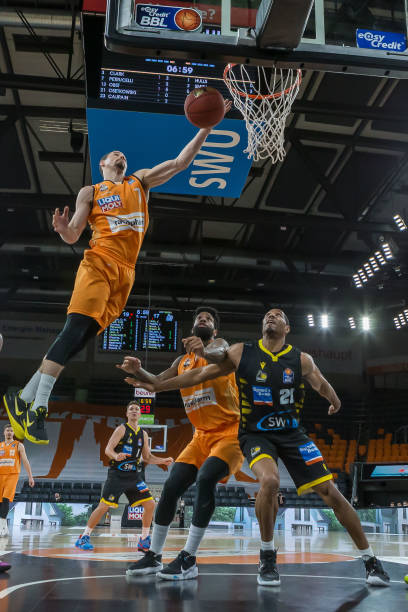 一针见血的 一针见血的